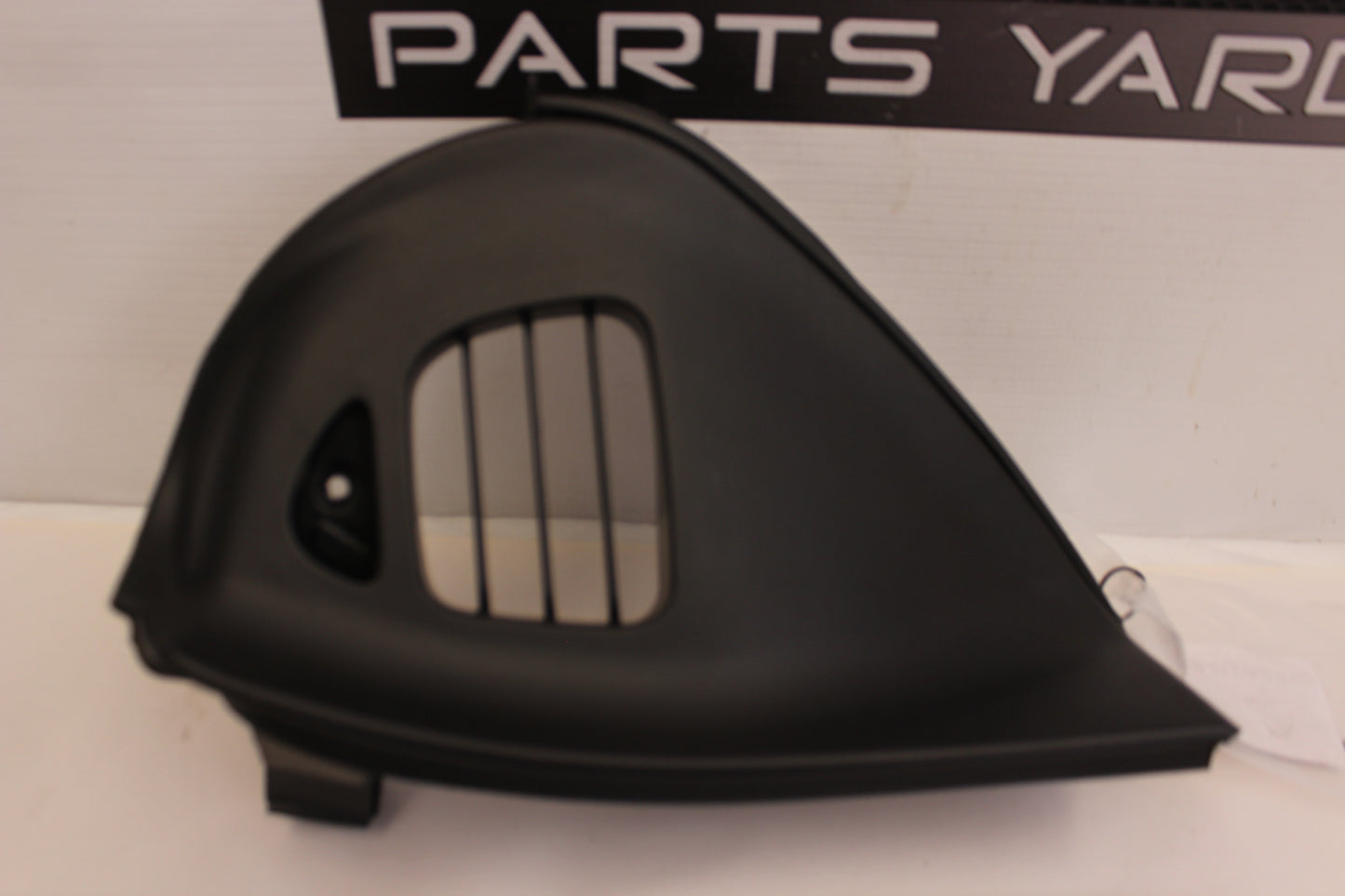 2006 Pontiac GTO Holden LH Driver Dash End Trim 92100193 OEM - Day's Parts Yard