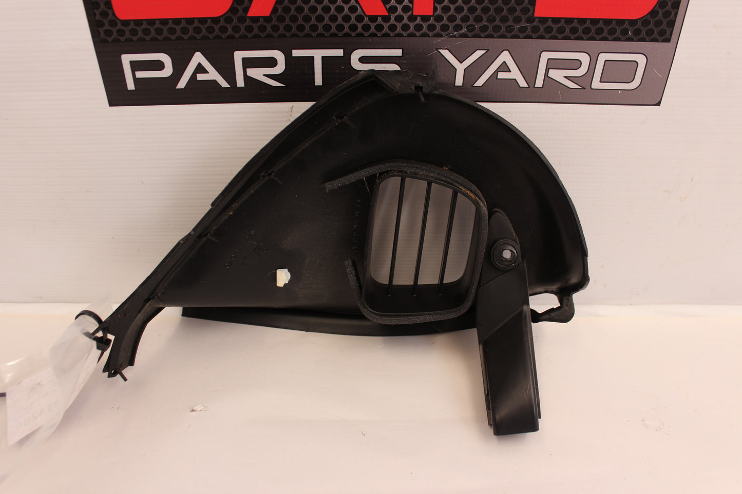2006 Pontiac GTO Holden LH Driver Dash End Trim 92100193 OEM - Day's Parts Yard