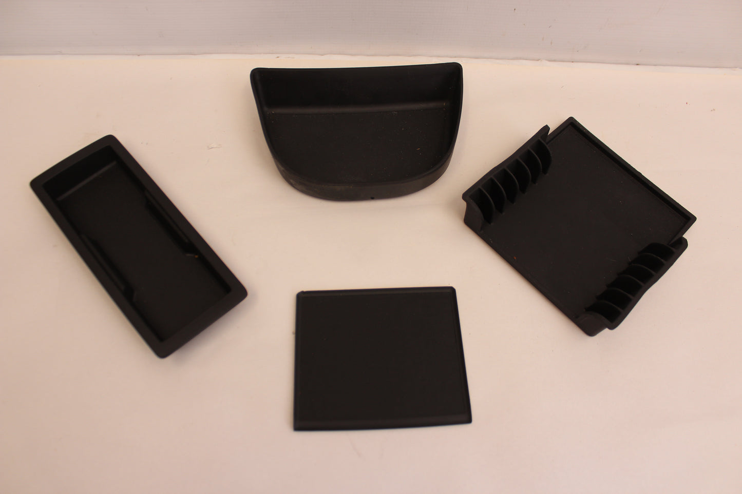 2006 Pontiac GTO Center Console Rubber Inserts 92084462 92109103 92084507 92084794 OEM - Day's Parts Yard