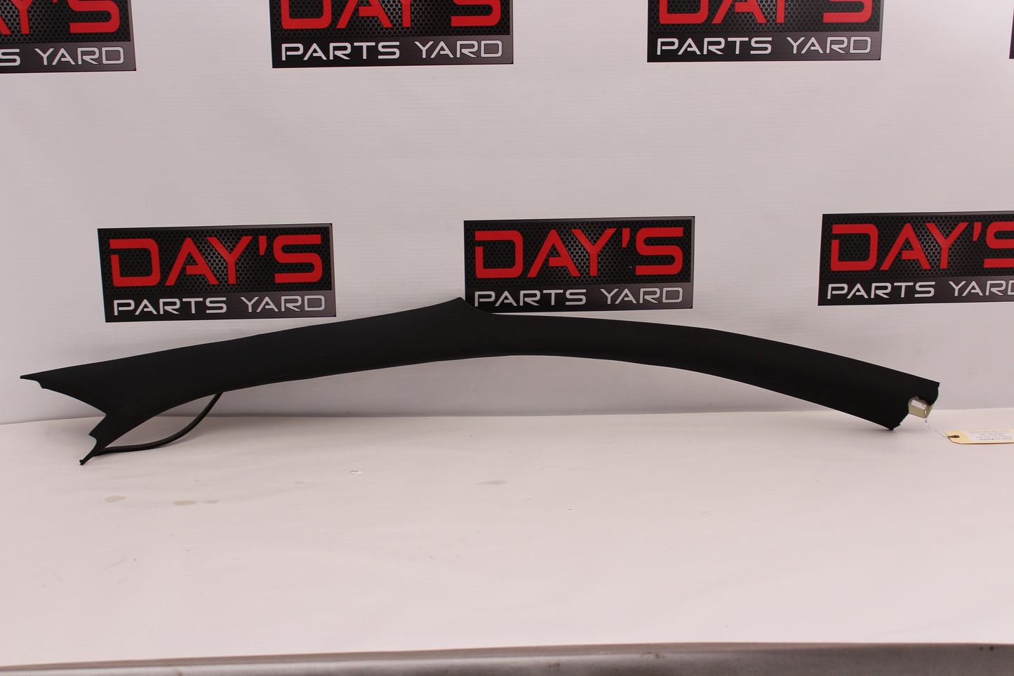 2006 Pontiac GTO RH Passenger A Pillar Trim Top Roof Cover 92123216 OEM - Day's Parts Yard