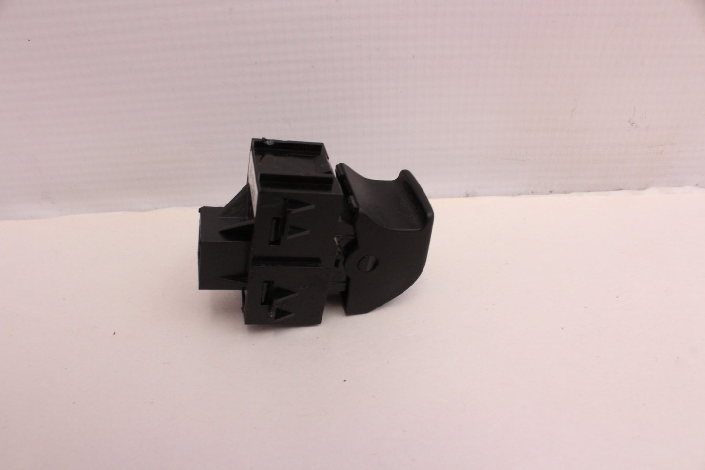 2021 Chevy Camaro SS 1LE Parking Brake Switch 22894663 OEM - Day's Parts Yard