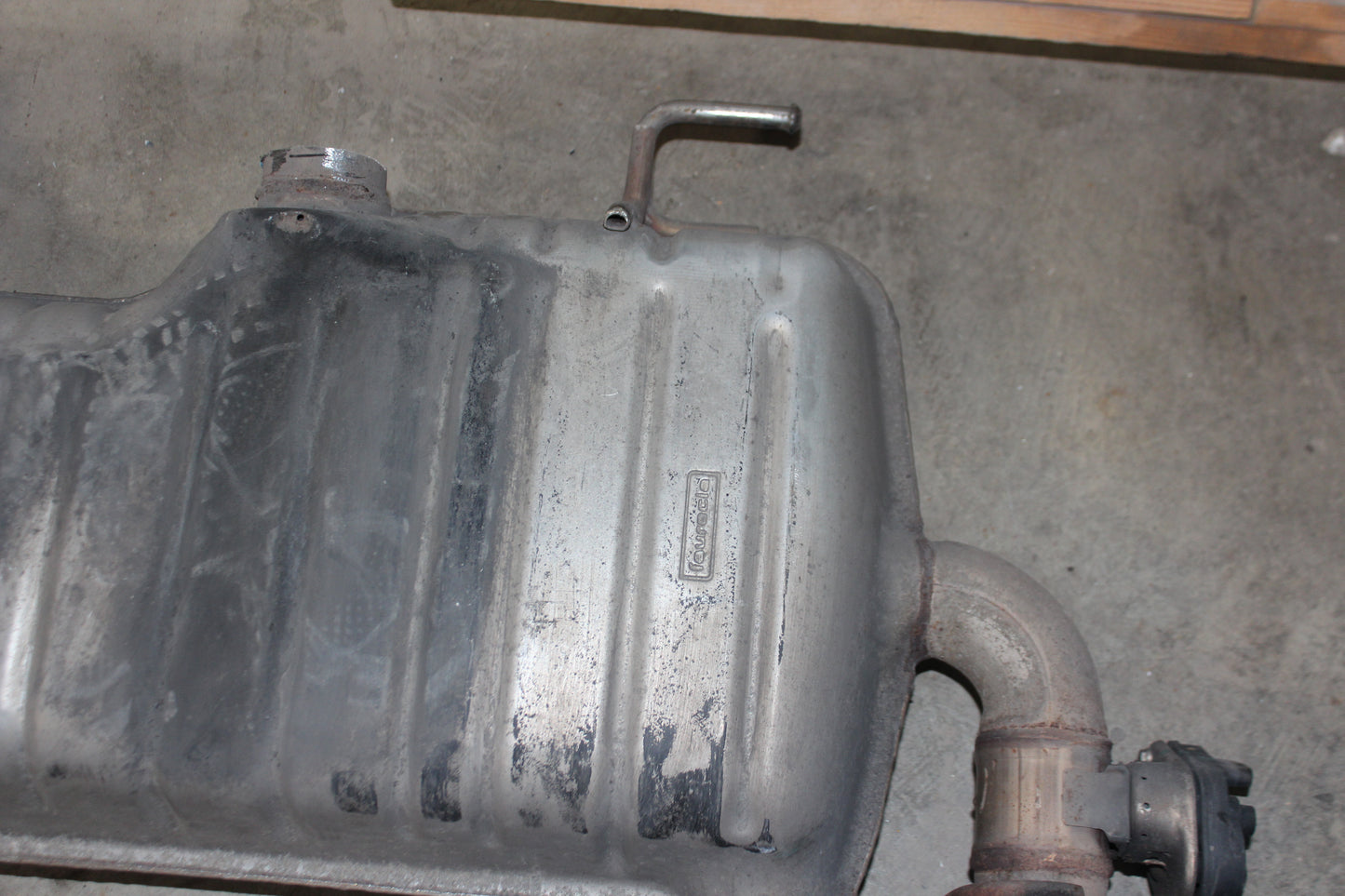 2017 Chevy Camaro SS 1LE Exhaust Muffler NPP Bi Mode Active w/ Valves Actuators OEM - Day's Parts Yard