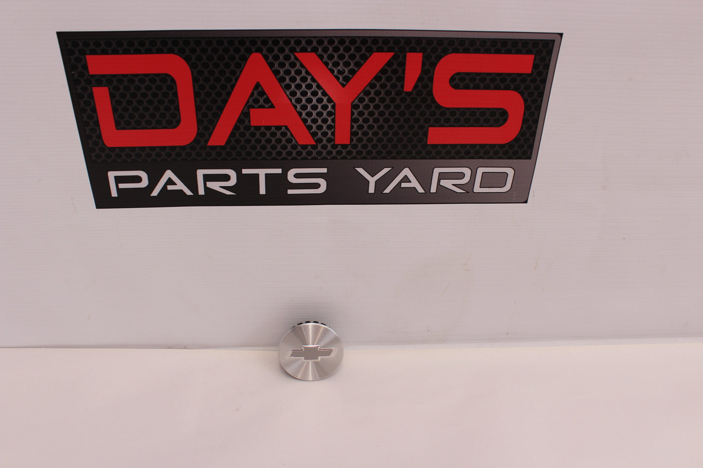2010 Chevy Camaro SS Wheel Center Cap 22775905 OEM - Day's Parts Yard
