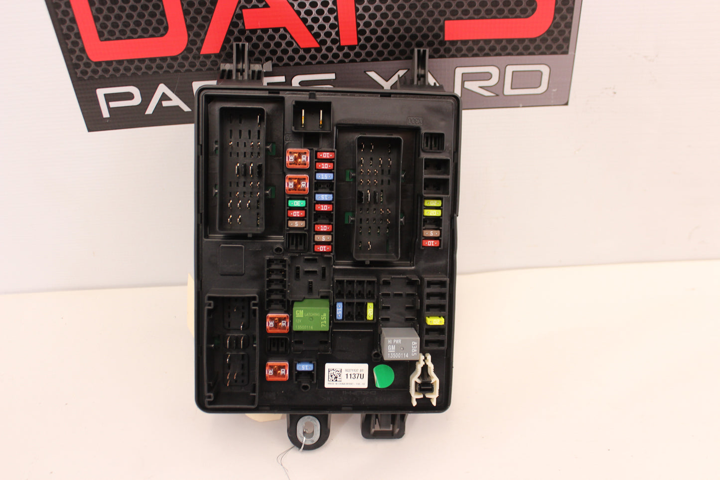 2014 Chevrolet SS Sedan Rear Fuse Box Relay OEM - Day's Parts Yard