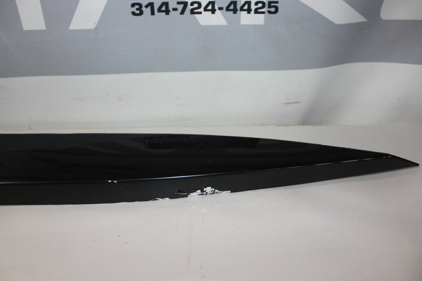 2017 Chevy Corvette Grand Sport 2LT LH Driver Rocker Molding Panel Trim 84113133 OEM - Day's Parts Yard