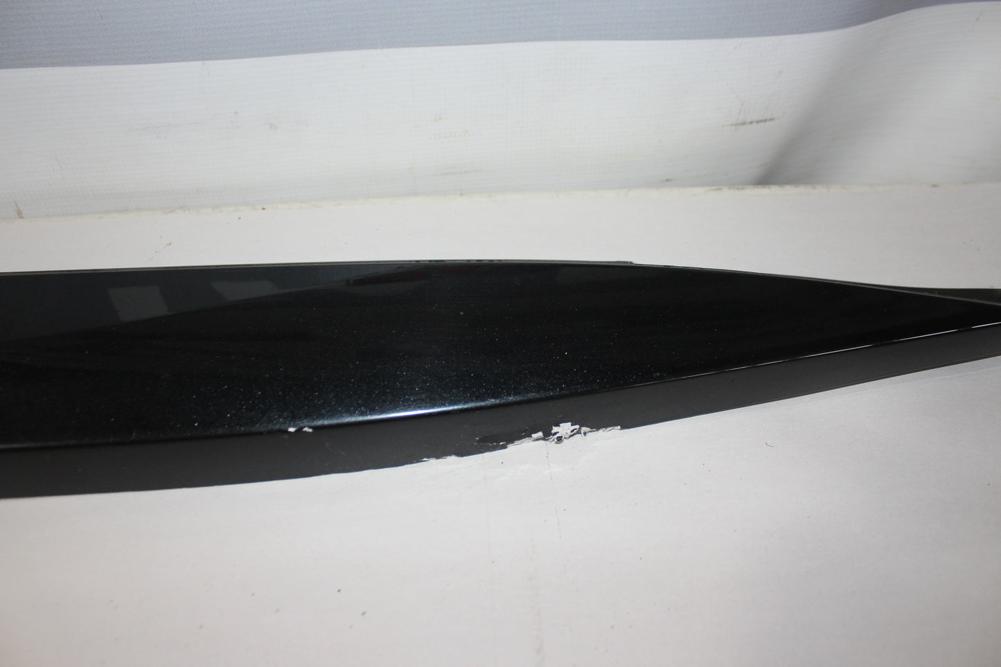 2017 Chevy Corvette Grand Sport 2LT LH Driver Rocker Molding Panel Trim 84113133 OEM - Day's Parts Yard