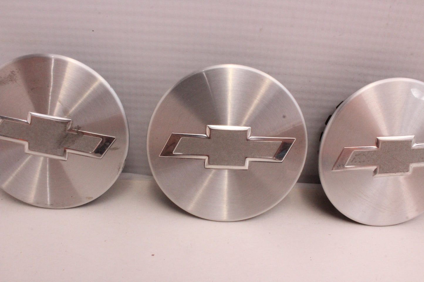 2015 Chevy Camaro SS Wheel Center Caps Set 4 22775905 OEM - Day's Parts Yard