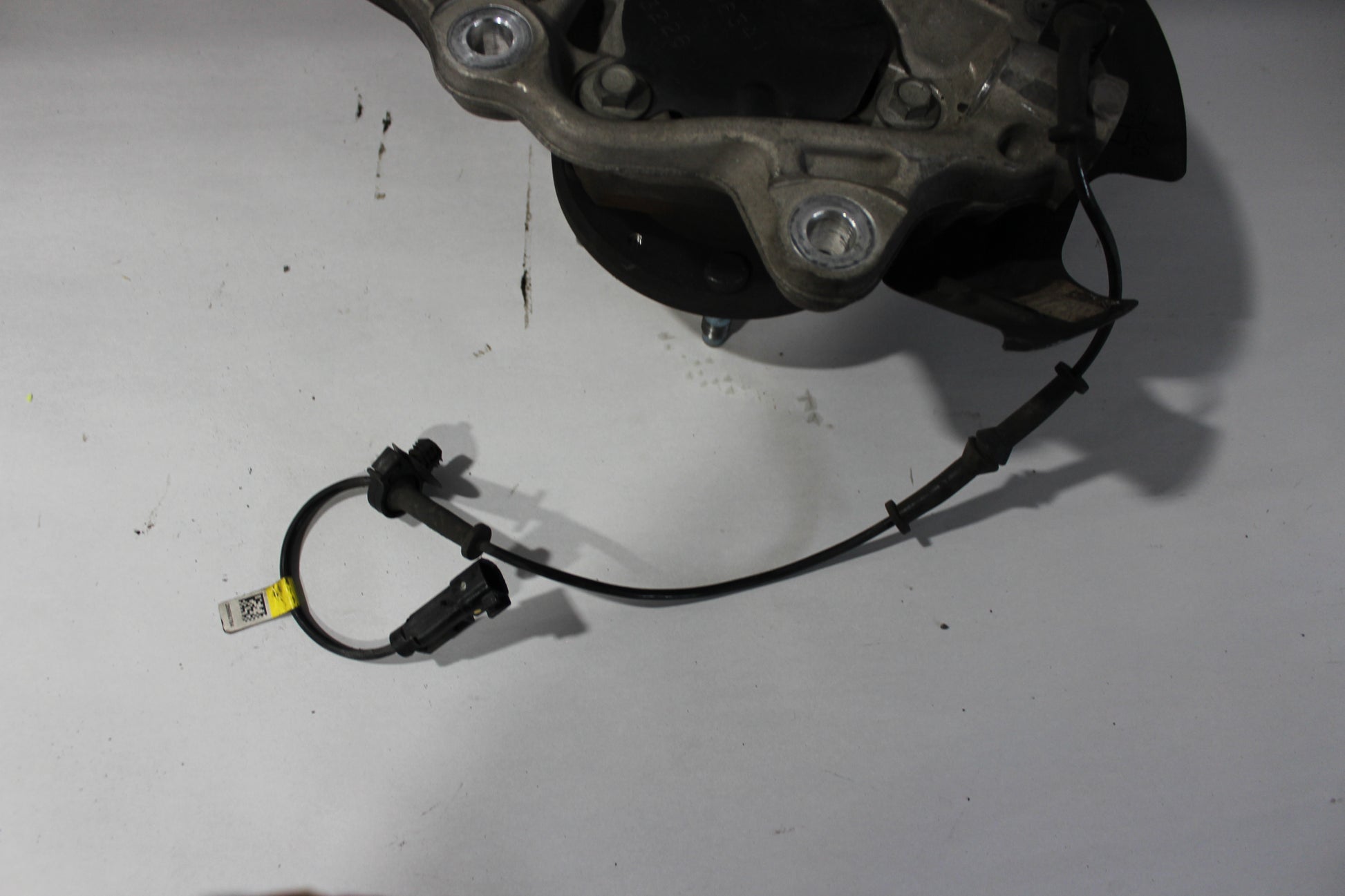 2017 Chevy Corvette Grand Sport 2LT Front LH Driver Spindle Hub OEM - Day's Parts Yard