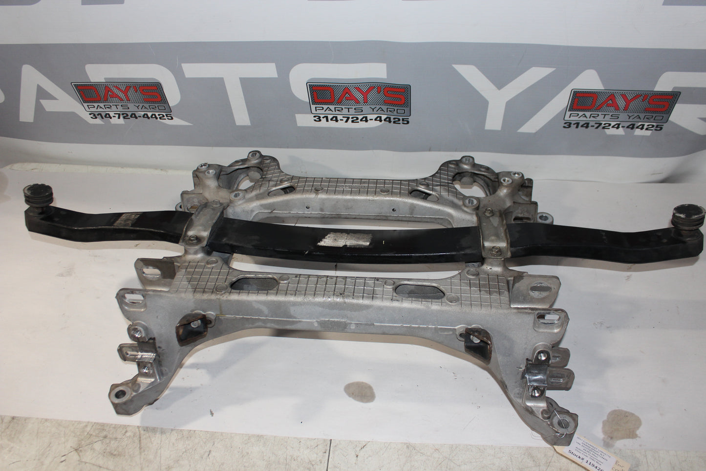2017 Chevy Corvette Grand Sport 2LT Rear Cradle Crossmember Subframe 23217711 22200944 OEM - Day's Parts Yard