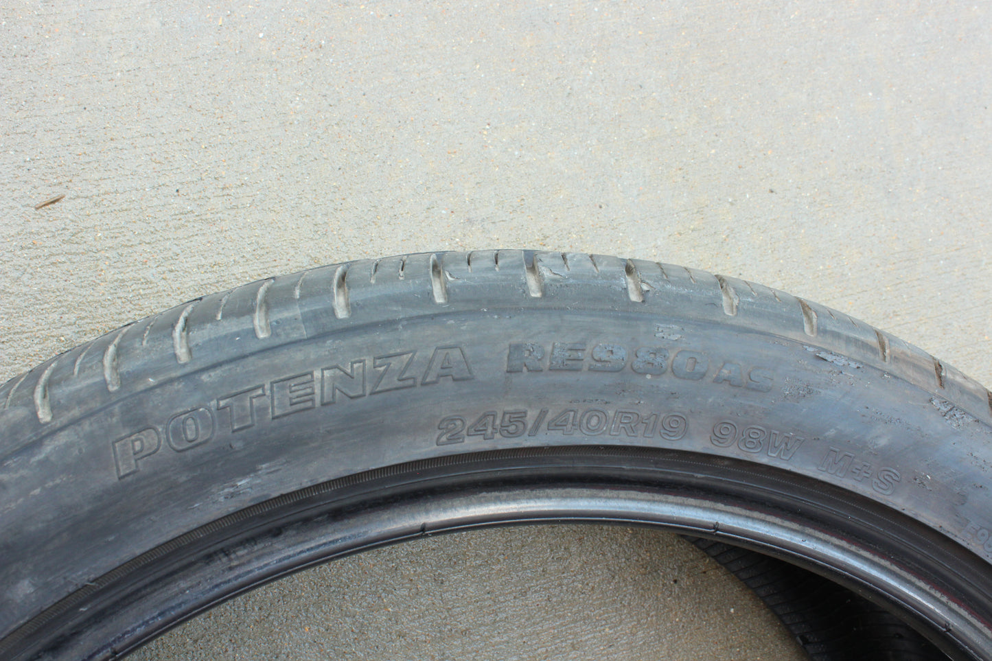 Bridgestone Potenza RE980 245/40R19 Tire - Day's Parts Yard