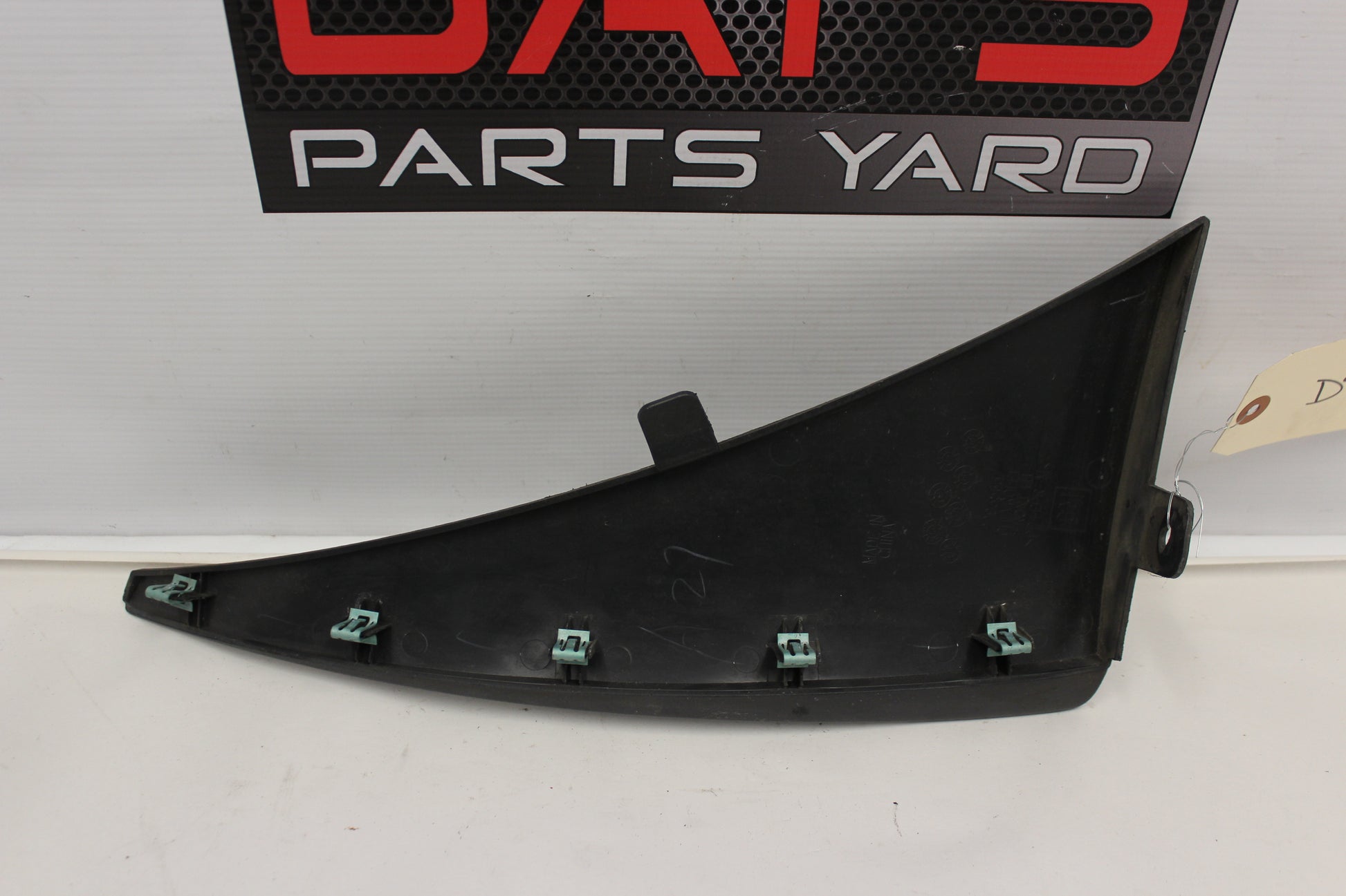 2017 Chevy Corvette Grand Sport 2LT LH Driver Front Wheel Opening Molding 22935637 OEM - Day's Parts Yard