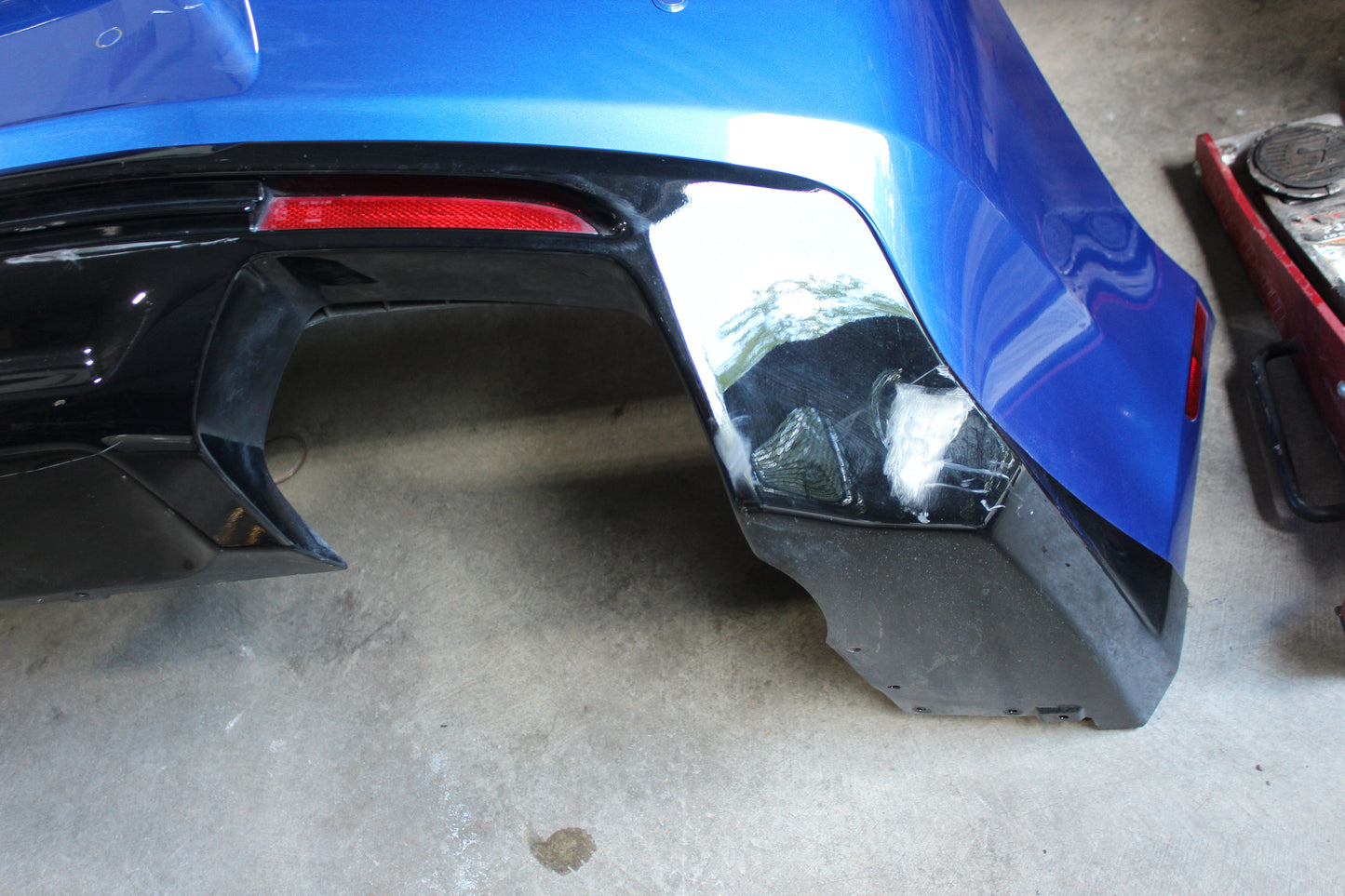 2018 Chevy Camaro ZL1 Rear Bumper Assembly w/ Sensors OEM - Day's Parts Yard