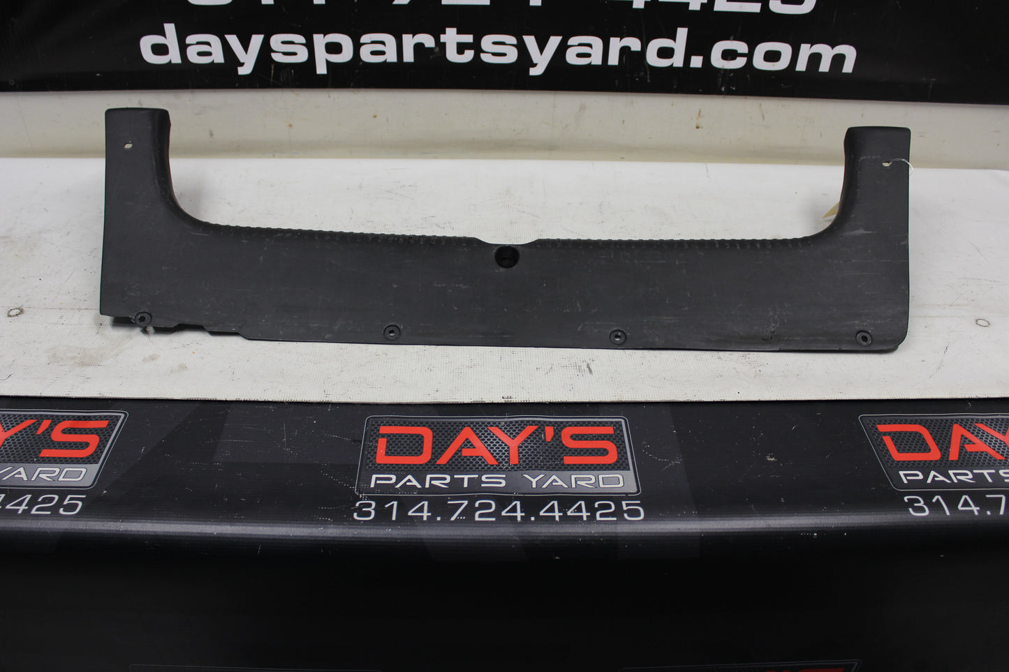 2004 Pontiac GTO Trunk Wall Plastic Cover Trim Panel 92162365 OEM - Day's Parts Yard