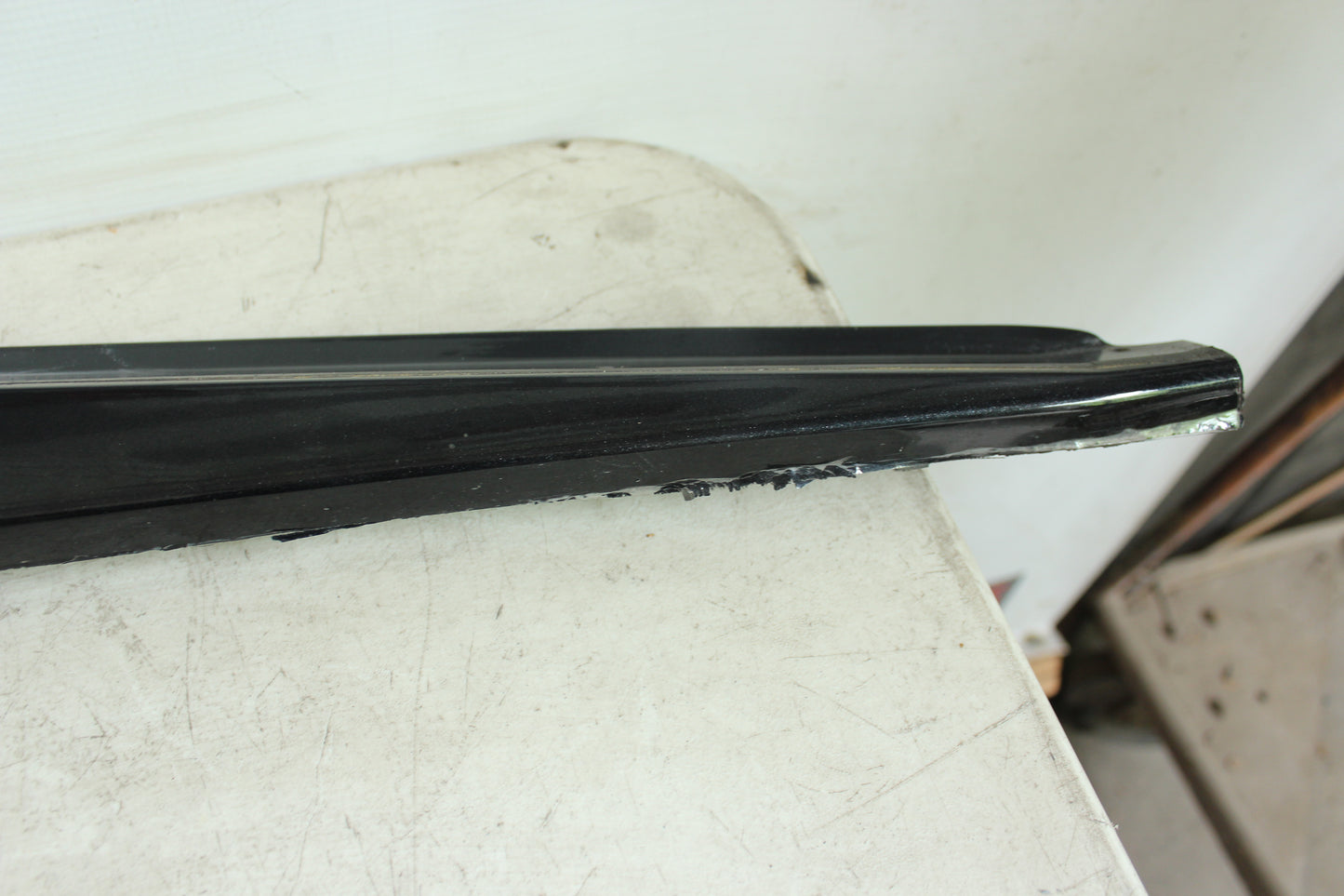 2015 Chevy Corvette LH Driver Rocker Molding Trim Carbon Flash OEM - Day's Parts Yard