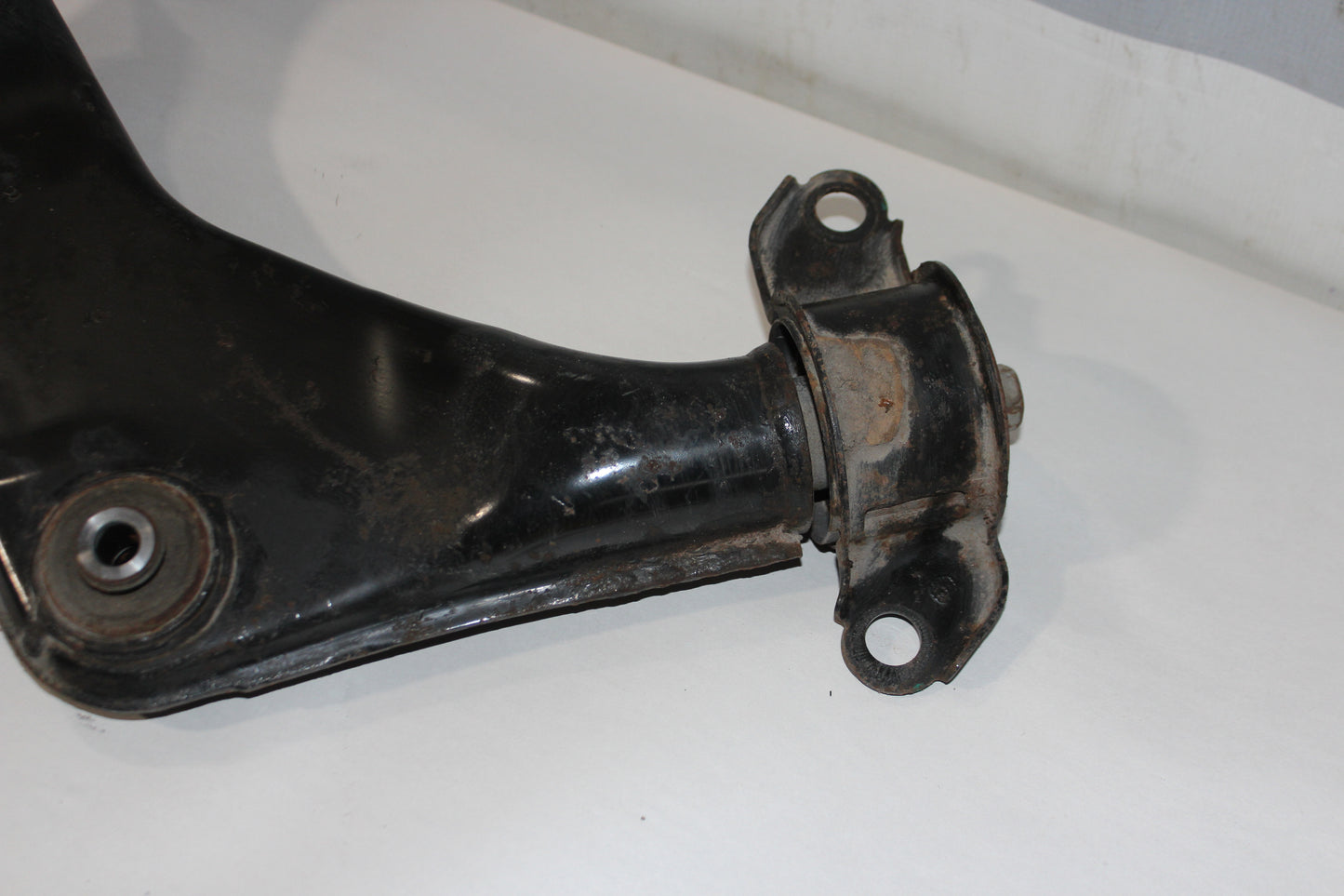 2010 Chevy Camaro SS RH Passenger Rear Upper Control Arm OEM - Day's Parts Yard