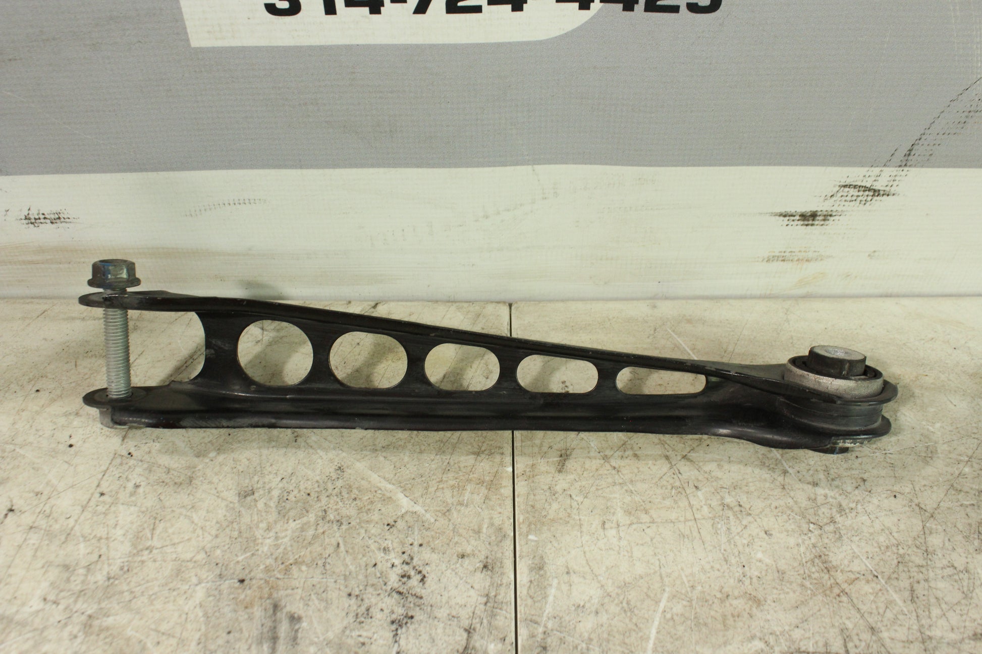 2018 Chevy Camaro ZL1 LH Driver Rear Upper Control Arm OEM - Day's Parts Yard