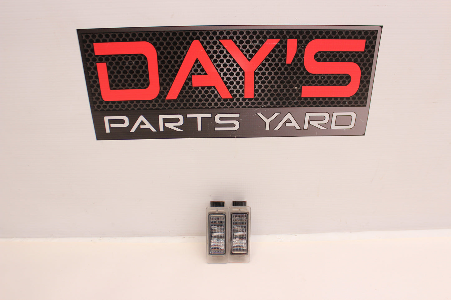 2016 Chevy SS Sedan RH & LH License Plate Tag Lights OEM - Day's Parts Yard