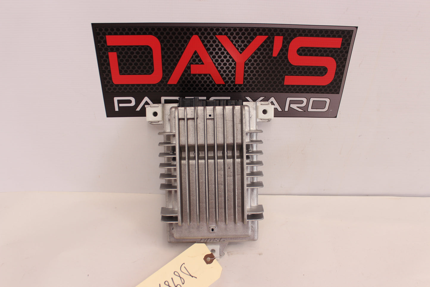 2014 Chevy SS Sedan Radio Bose Amplifier Amp 92294276 OEM - Day's Parts Yard