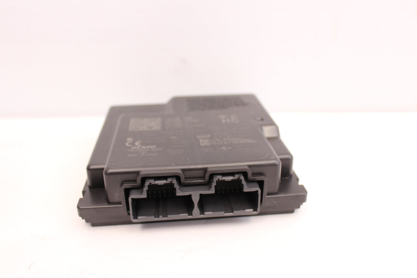 2017 Chevy Camaro SS Keyless Entry Module 13510106 OEM - Day's Parts Yard