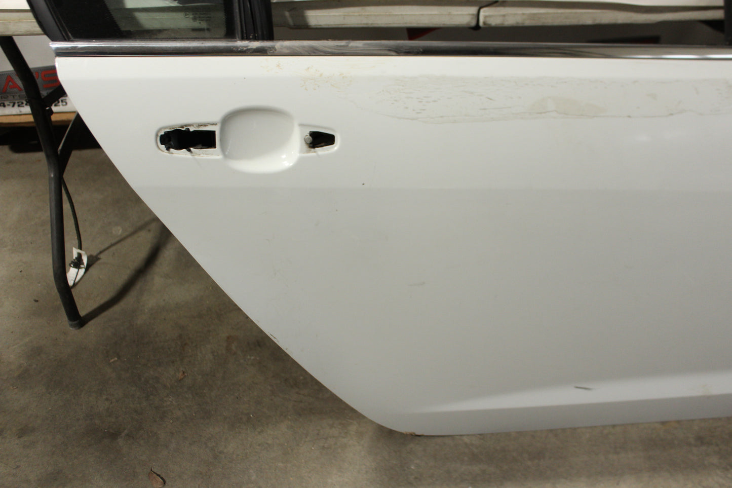 2009 Pontiac G8 GT Rear RH Passenger Door White 92161310 OEM - Day's Parts Yard
