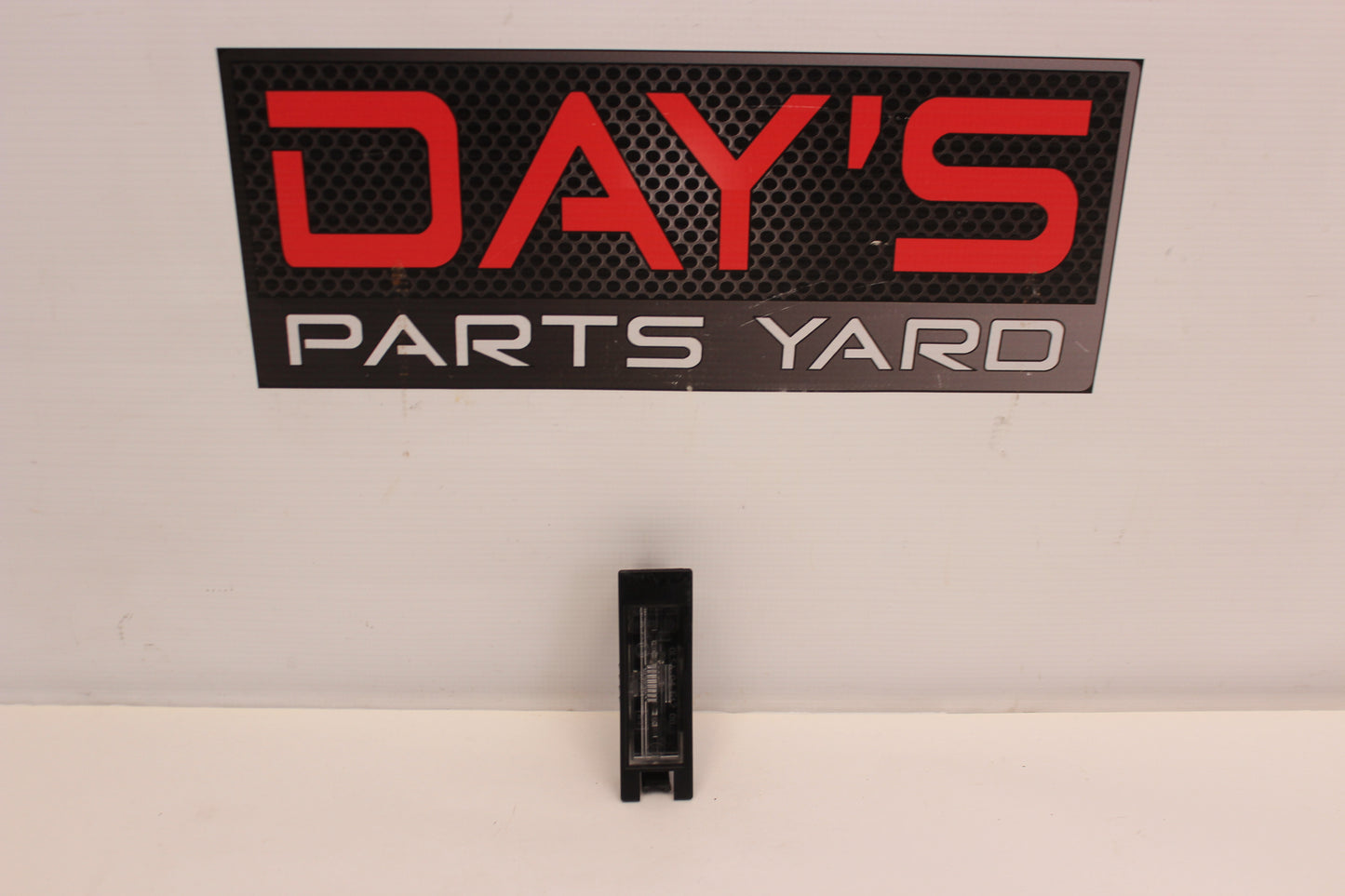 2018 Chevy Camaro SS License Plate Tag Light OEM - Day's Parts Yard