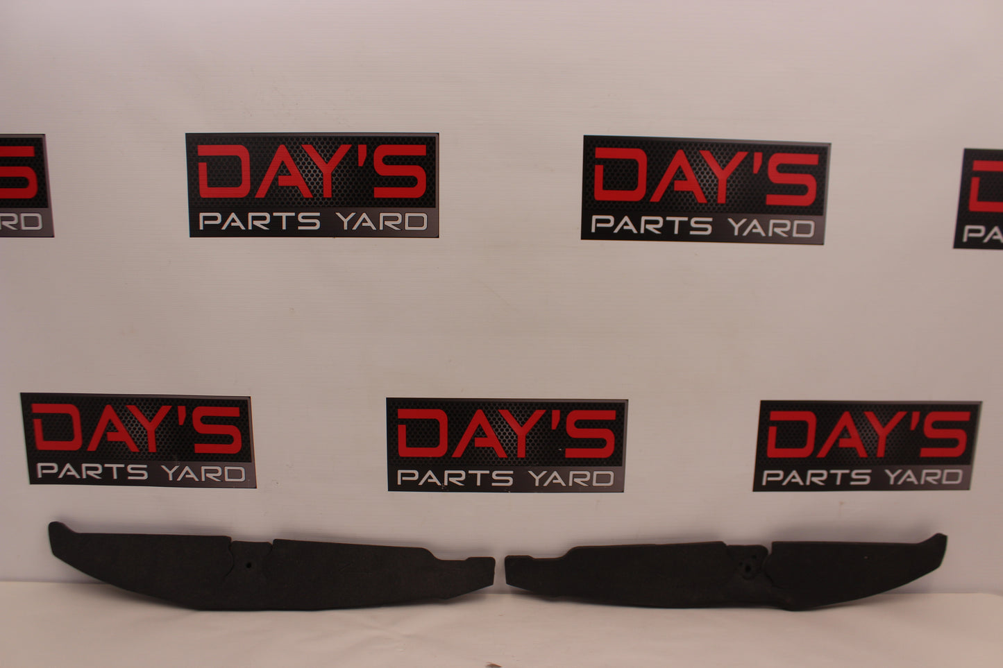 2013 Chevy Camaro ZL1 RH & LH Fender Insulators OEM - Day's Parts Yard