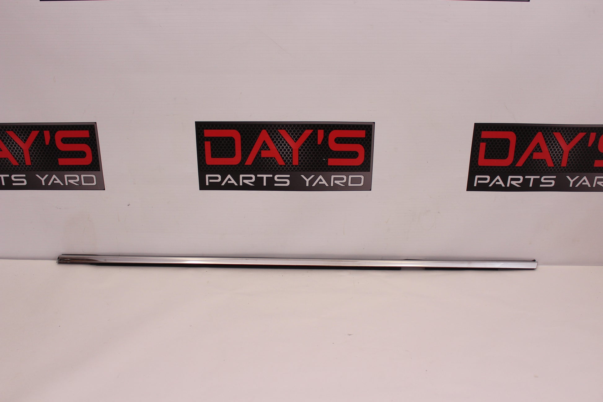 2017 Chevy SS Sedan RH Passenger Rear Window Belt Molding 92277517 OEM - Day's Parts Yard