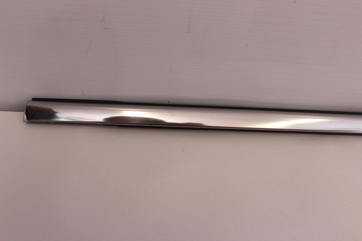 2017 Chevy SS Sedan RH Passenger Rear Window Belt Molding 92277517 OEM - Day's Parts Yard