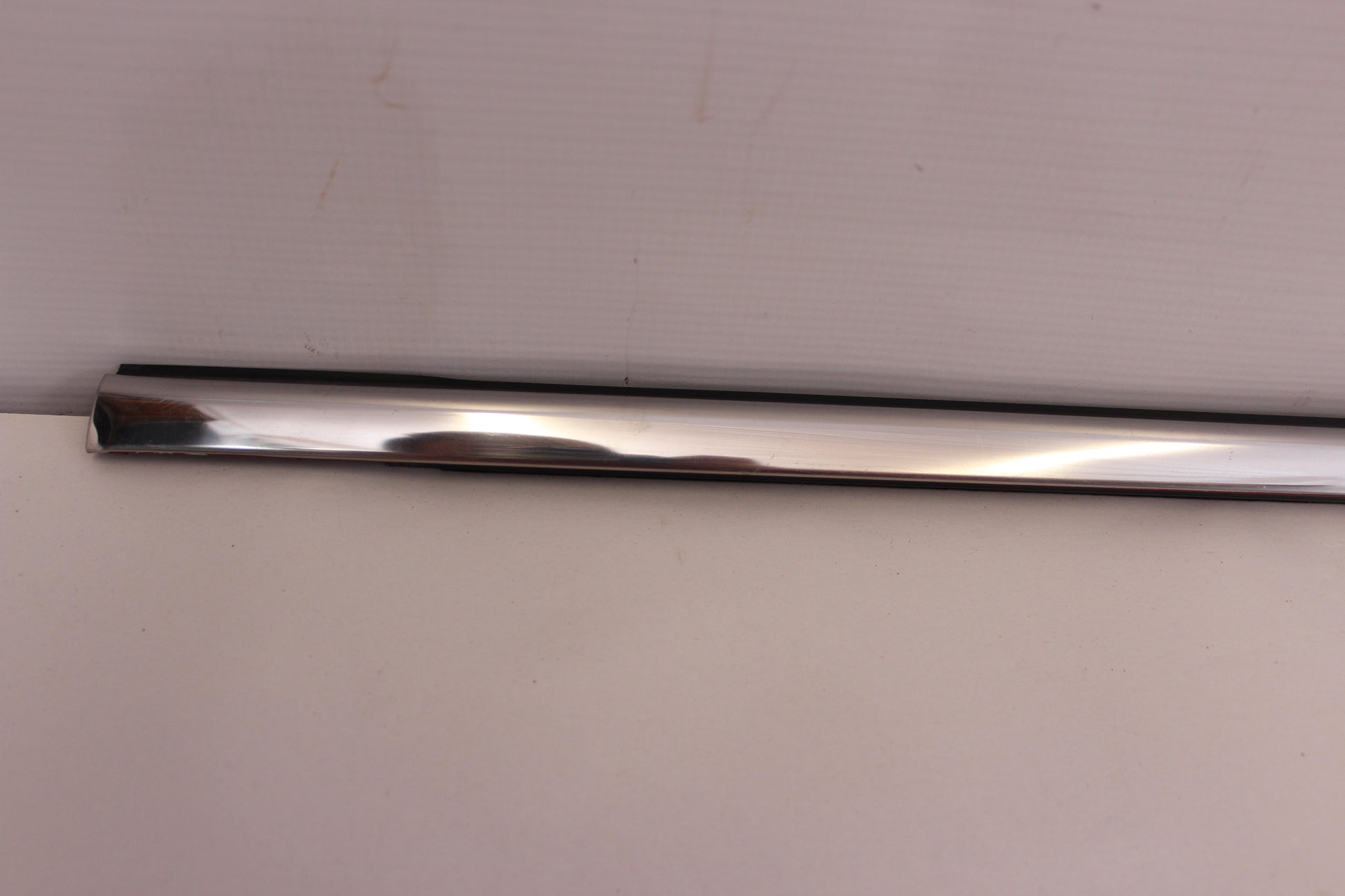 2017 Chevy SS Sedan RH Passenger Rear Window Belt Molding 92277517 OEM - Day's Parts Yard