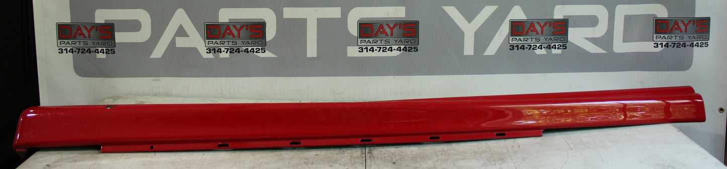 2006 Pontiac GTO RH Passenger Rocker Molding 92059936 92078056 OEM - Day's Parts Yard