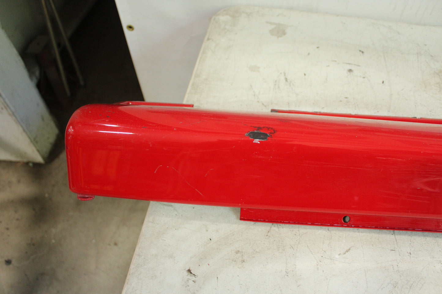 2006 Pontiac GTO RH Passenger Rocker Molding 92059936 92078056 OEM - Day's Parts Yard