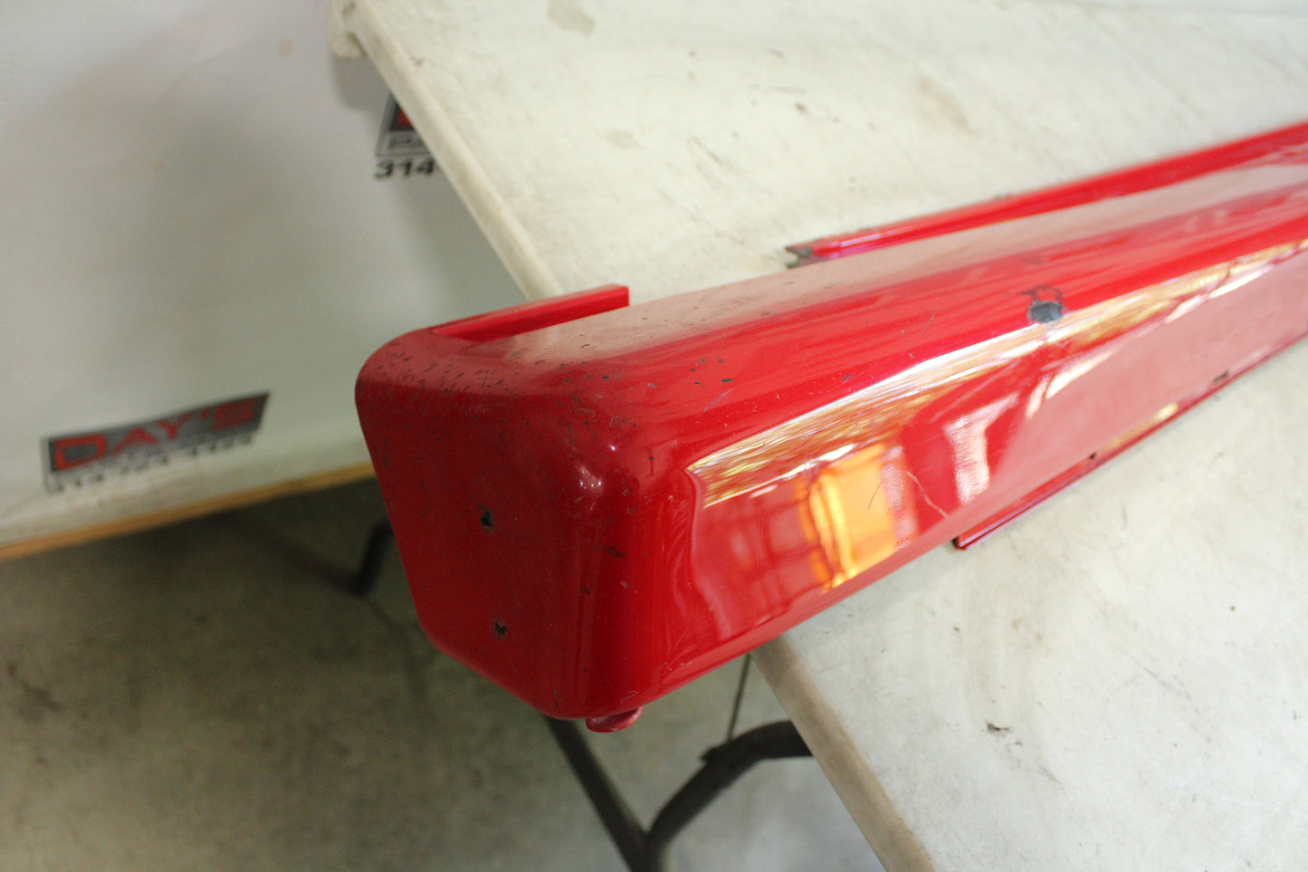 2006 Pontiac GTO RH Passenger Rocker Molding 92059936 92078056 OEM - Day's Parts Yard