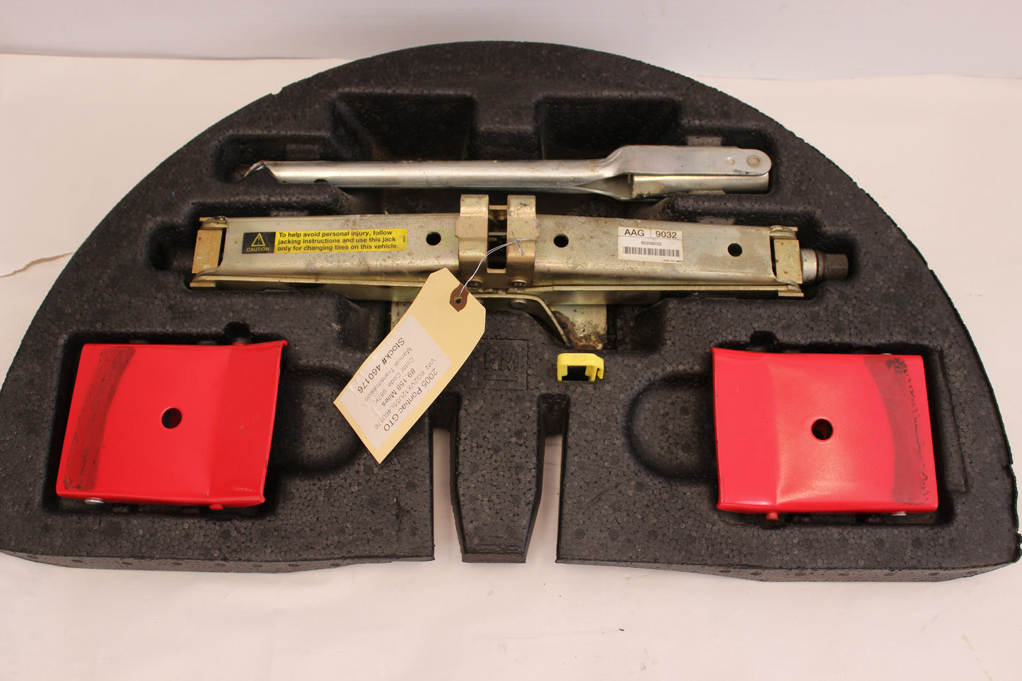 2005 Pontiac GTO Emergency Spare Tire Jack Kit 92209032 OEM. - Day's Parts Yard