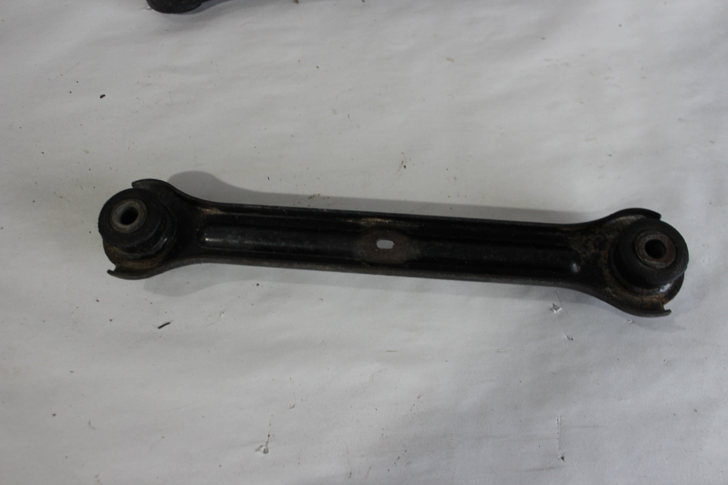 2009 Pontiac G8 GT Rear LH Driver Suspension Trailing Control Arms OEM - Day's Parts Yard