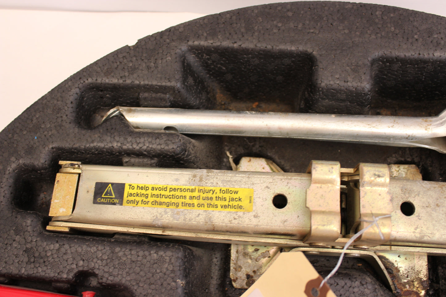2005 Pontiac GTO Emergency Spare Tire Jack Kit 92209032 OEM. - Day's Parts Yard
