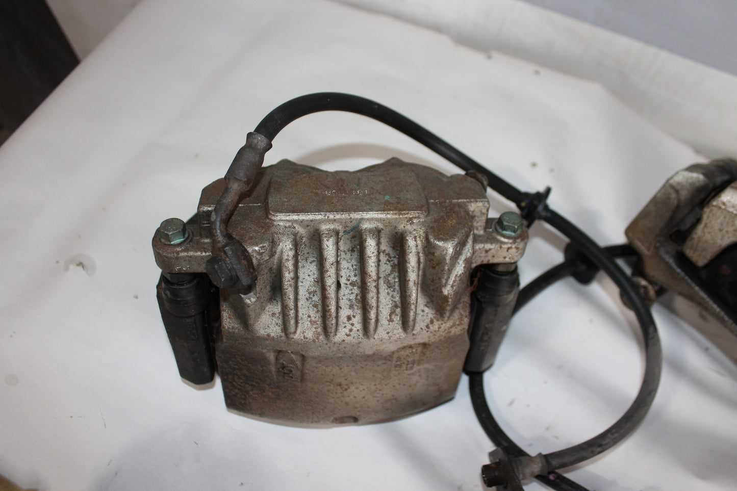 2009 Pontiac G8 GT Front PBR Brake Calipers OEM - Day's Parts Yard