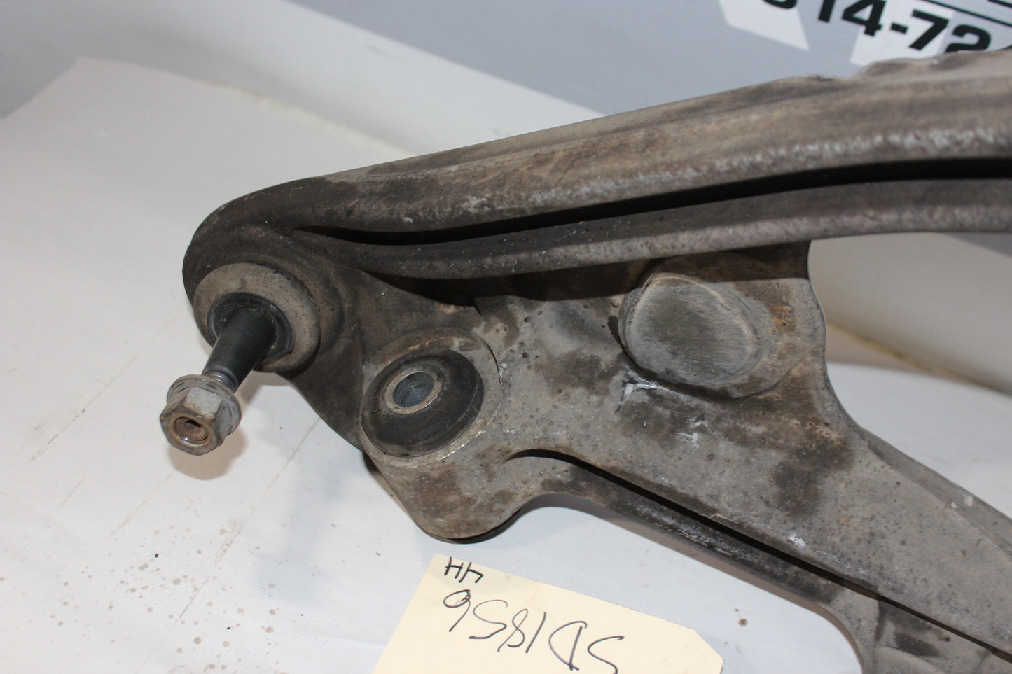 2007 Chevy Corvette Rear Lower LH Driver Control Arm 10307581 OEM - Day's Parts Yard