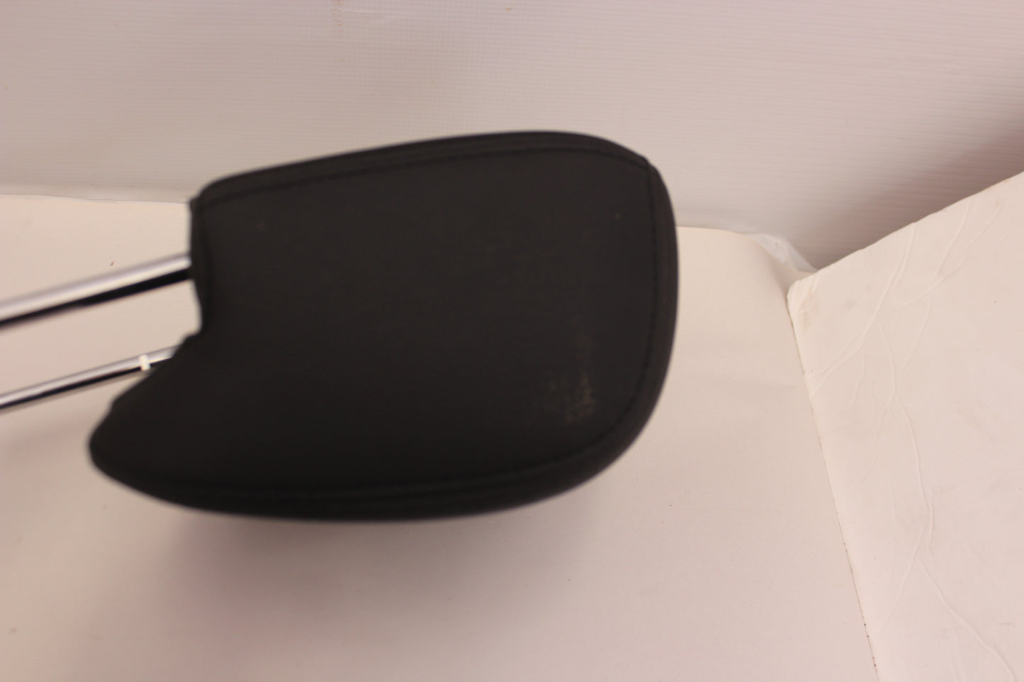 2009 Pontiac G8 GT RH Passenger Head Rest OEM - Day's Parts Yard