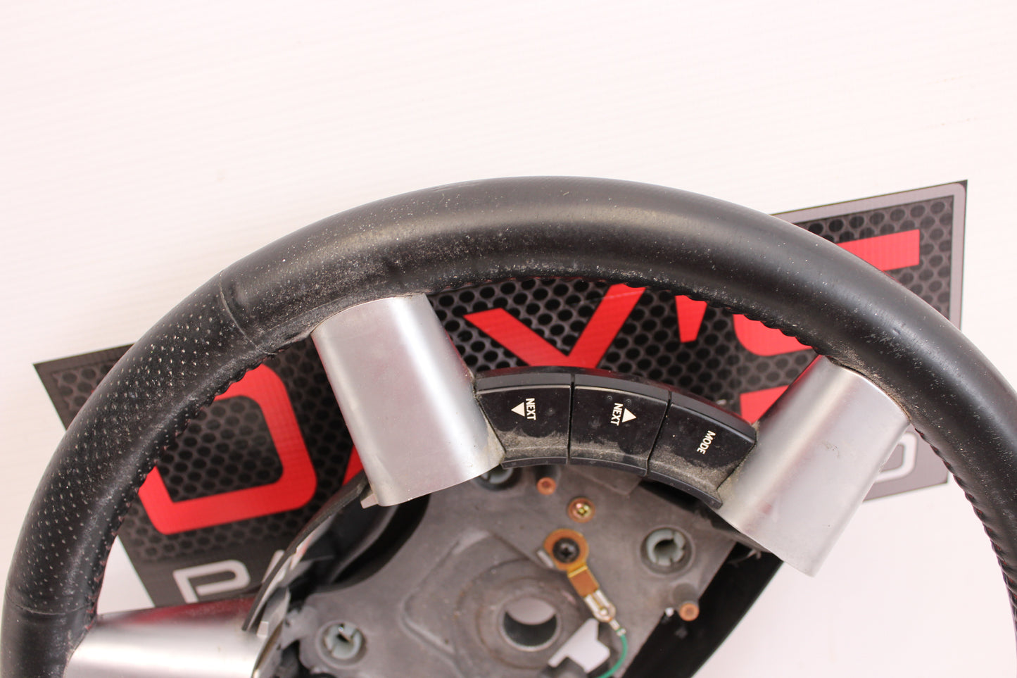 2005 Pontiac GTO Steering Wheel 92166628 OEM - Day's Parts Yard