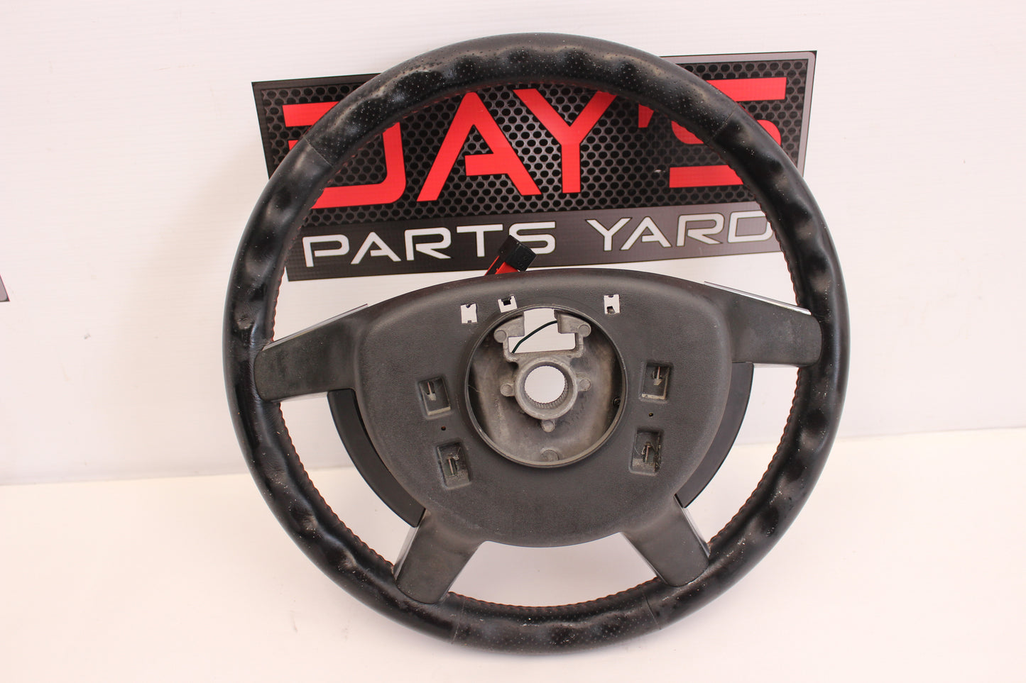 2005 Pontiac GTO Steering Wheel 92166628 OEM - Day's Parts Yard