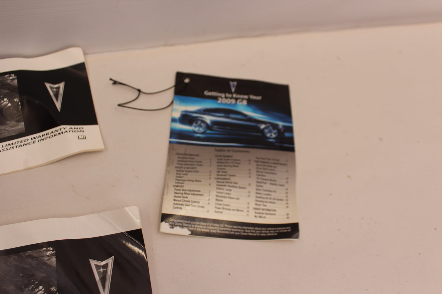 2009 Pontiac G8 GT Owners Manual OEM - Day's Parts Yard