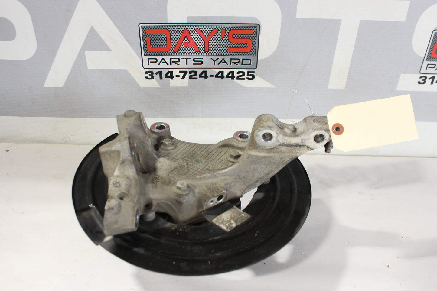 2014 Chevy SS Sedan LH Driver Front Suspension Spindle Hub Knuckle OEM - Day's Parts Yard