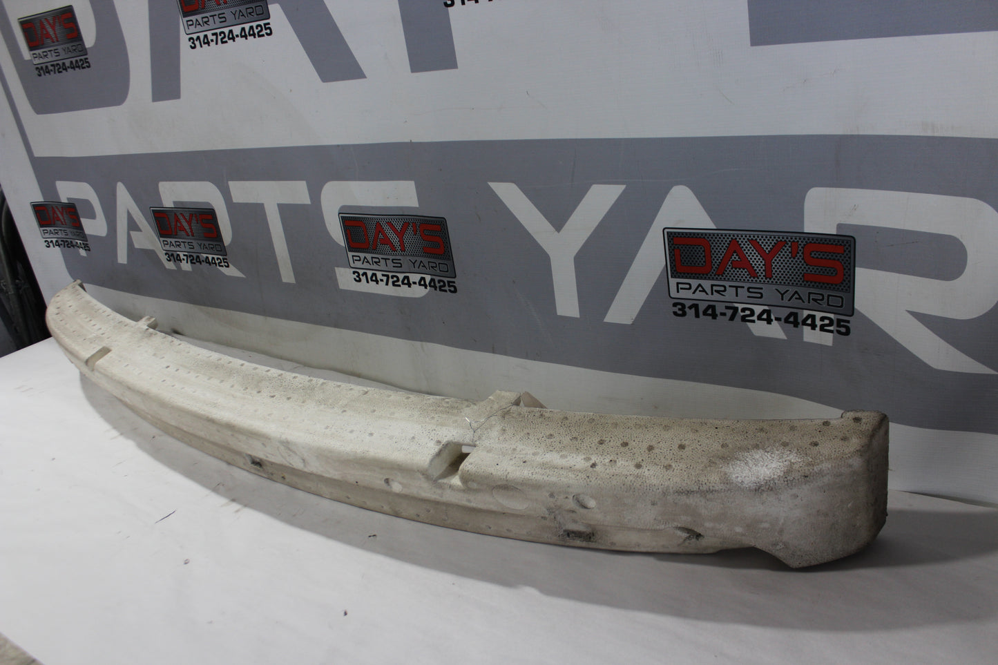 2006 Pontiac GTO Rear Impact Absorber Bar Foam 92164723 OEM - Day's Parts Yard
