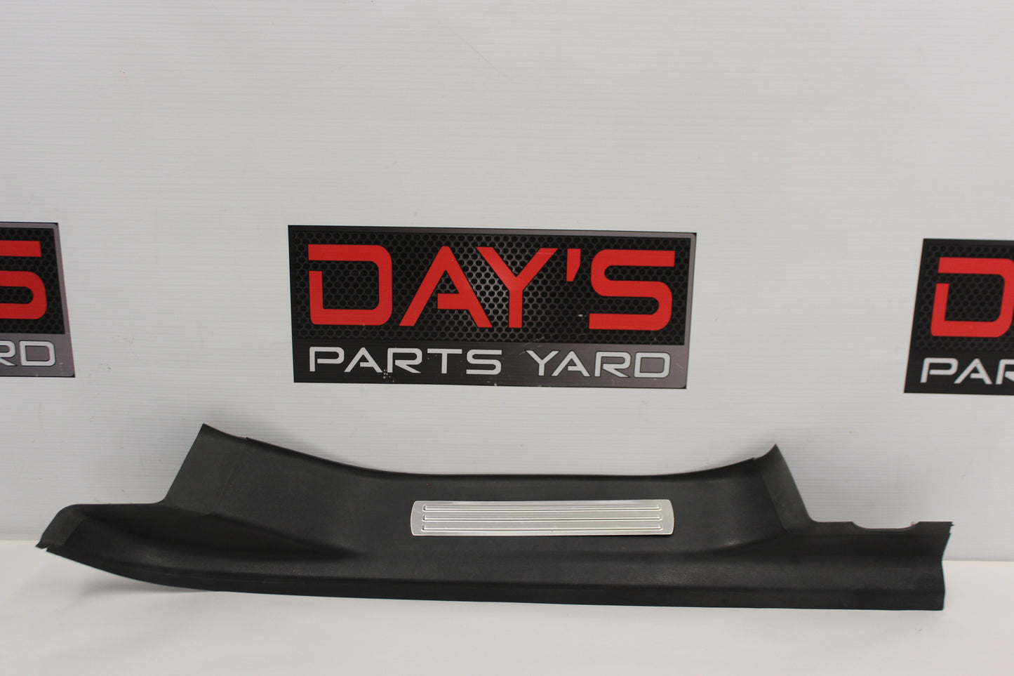 2009 Pontiac G8 Rear RH Passenger Door Trim Sill Kick Panel OEM - Day's Parts Yard