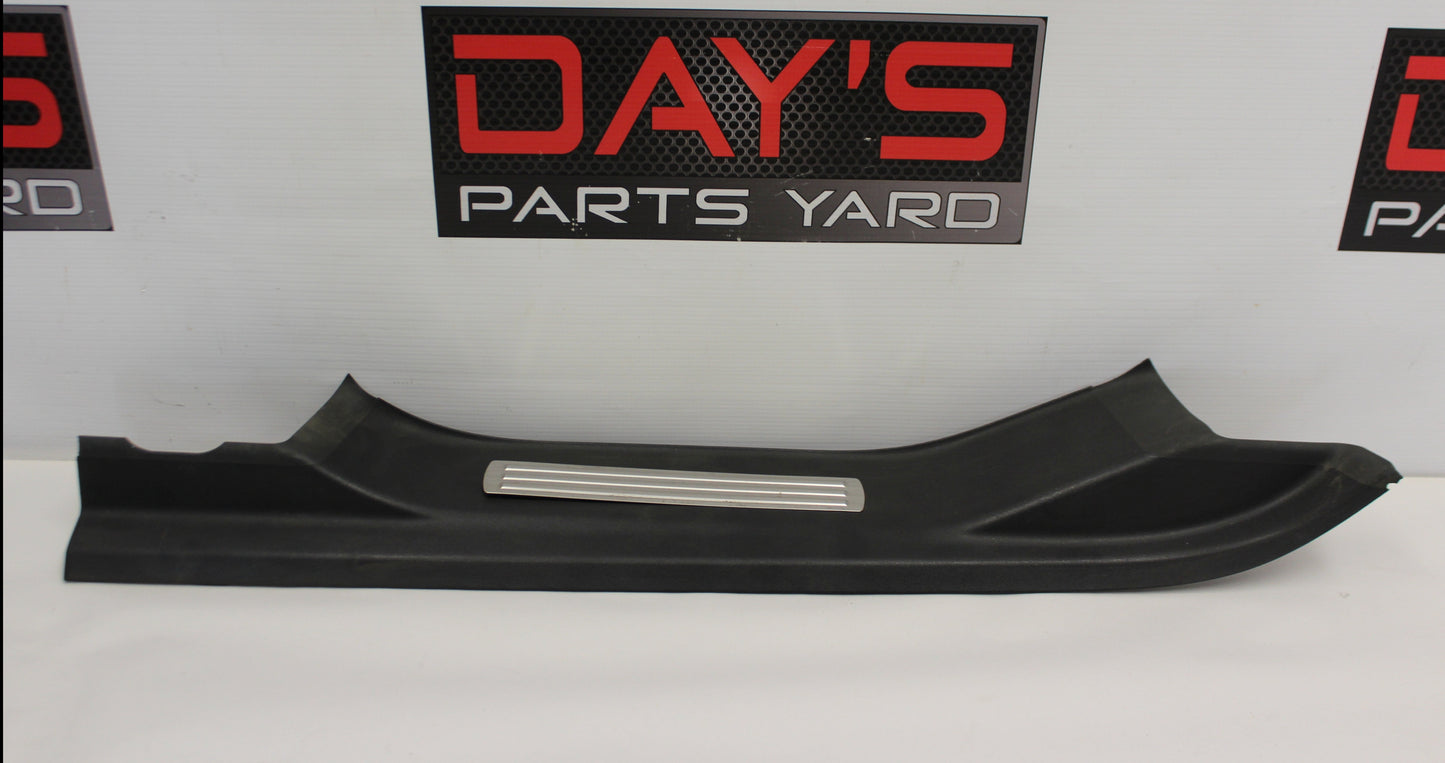 2009 Pontiac G8 Left Rear Door Sill Kick Panel / Scuff Plate OEM - Day's Parts Yard