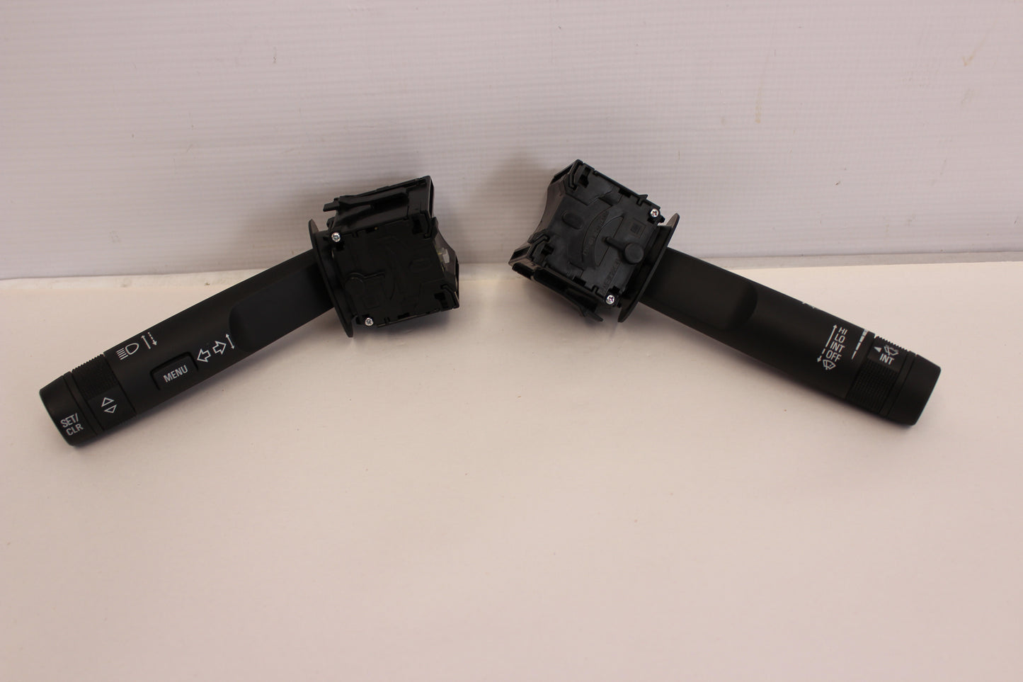 2014 Chevy SS Sedan Wiper Control and Signal Light Lamp Controls 22863068 94745683 OEM - Day's Parts Yard