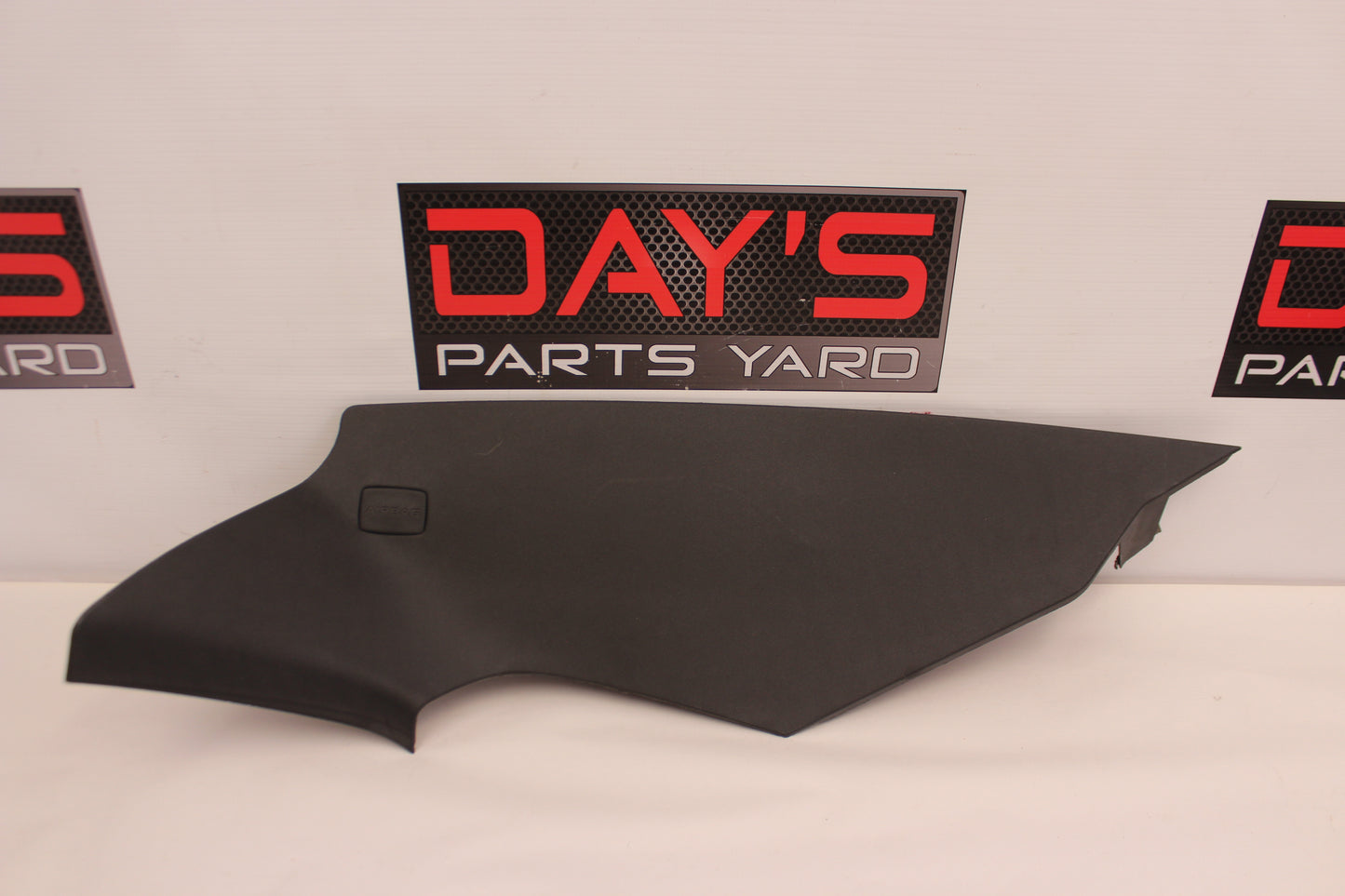 2009 Pontiac G8 GT Right Rear C Pillar Cover Panel OEM - Day's Parts Yard
