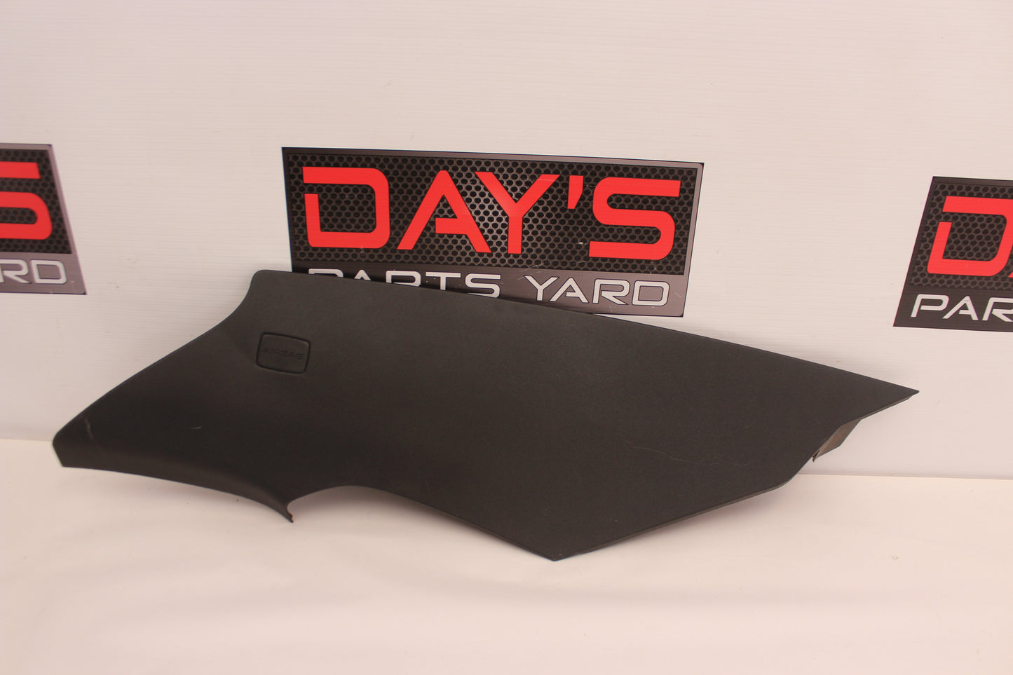 2009 Pontiac G8 GT Right Rear C Pillar Cover Panel OEM - Day's Parts Yard