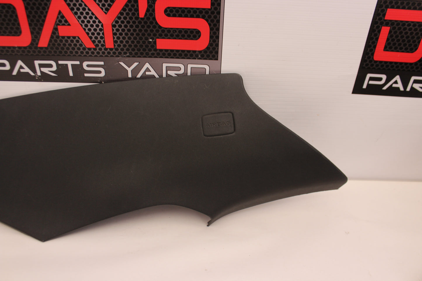 2009 Pontiac G8 Left Rear C Pillar Cover Panel OEM - Day's Parts Yard