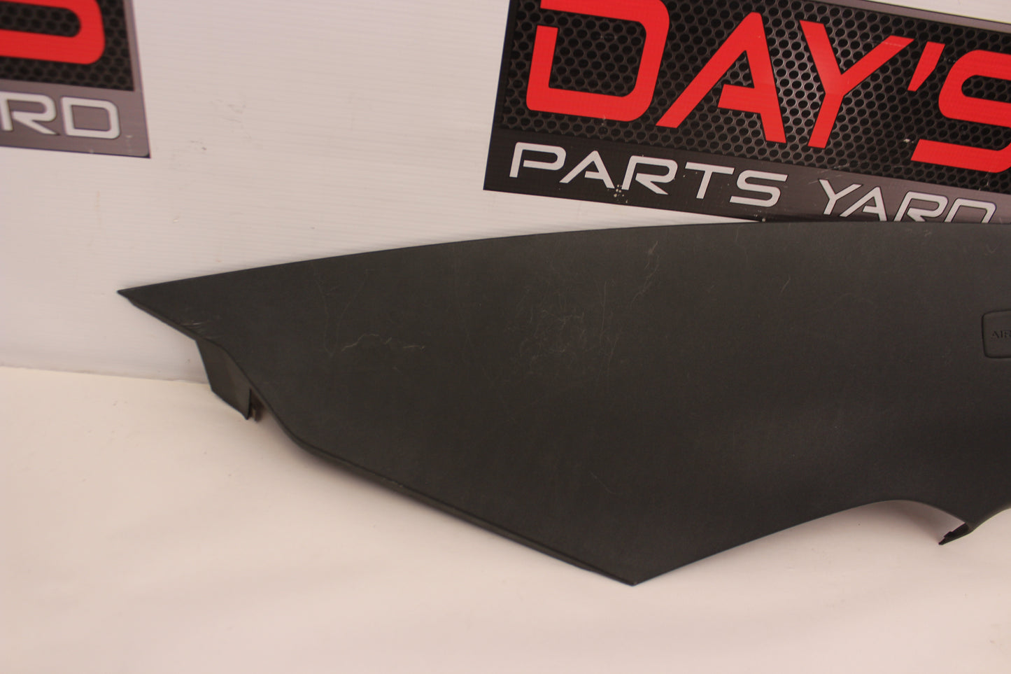 2009 Pontiac G8 Left Rear C Pillar Cover Panel OEM - Day's Parts Yard